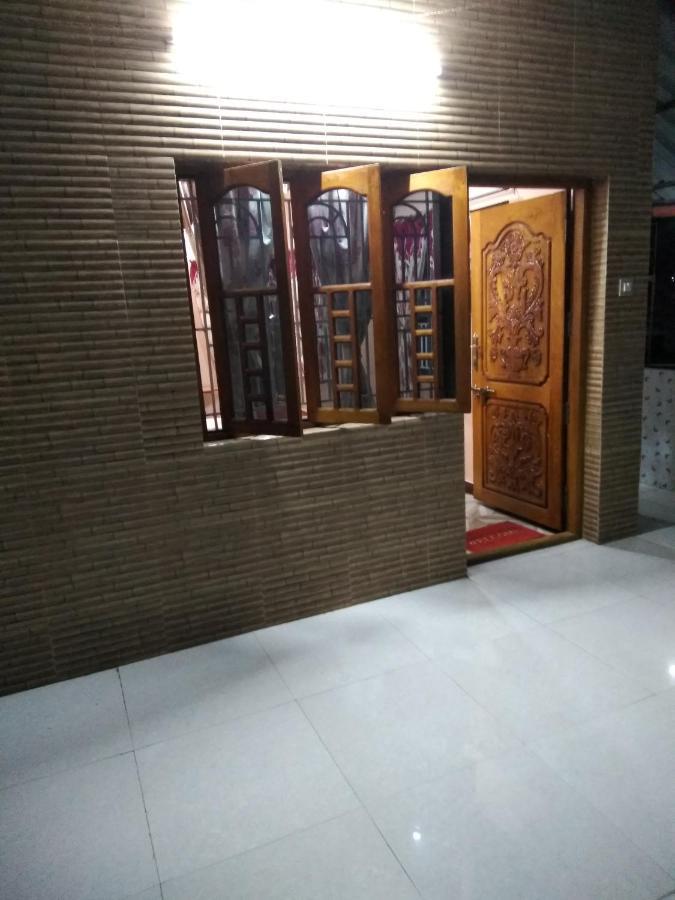 Maniis Homestay Vālpārai Zewnętrze zdjęcie