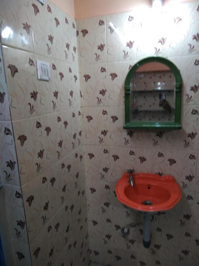 Maniis Homestay Vālpārai Zewnętrze zdjęcie