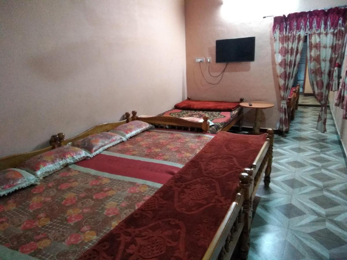 Maniis Homestay Vālpārai Zewnętrze zdjęcie