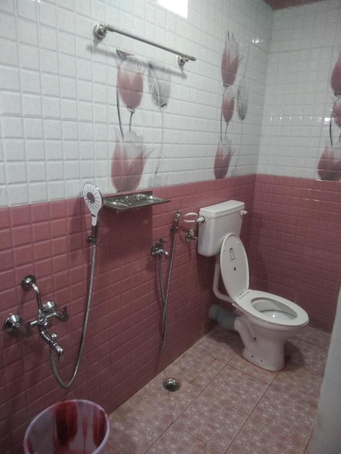 Maniis Homestay Vālpārai Zewnętrze zdjęcie